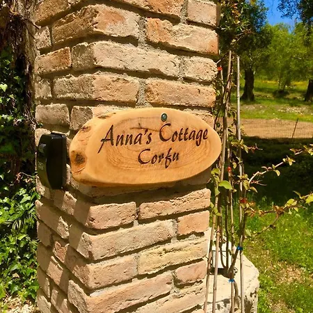 Anna's House *
